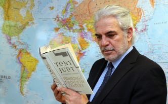 Christos Stylianides