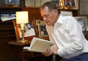 Philipe JUVIN, Député européen et Maire de La Garenne-Colombes - Samedi 31 octobre 2015 - Photographie Christophe TAAMOURTE -